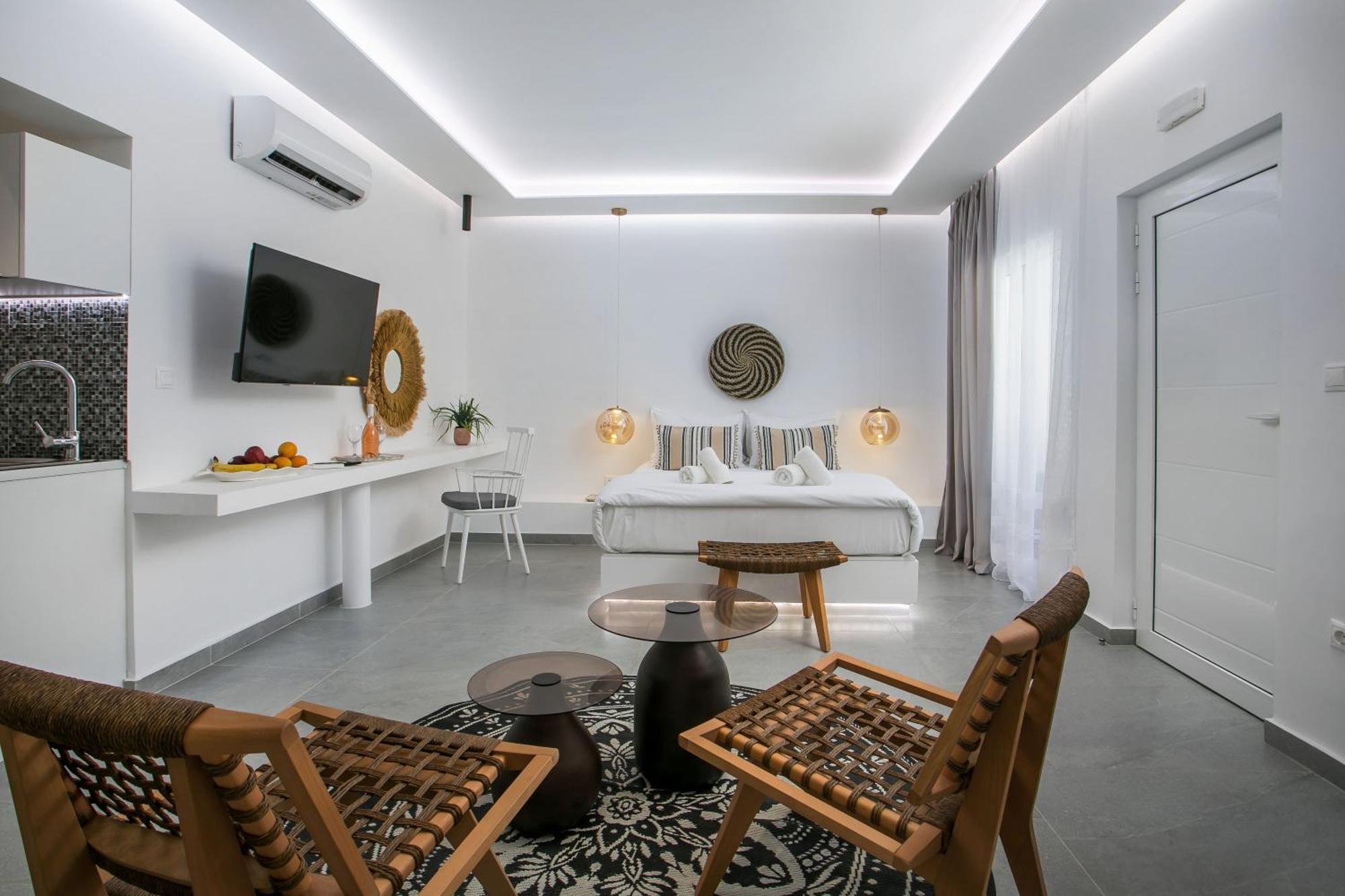 Calma Luxury Studios & Suites Фалираки Экстерьер фото