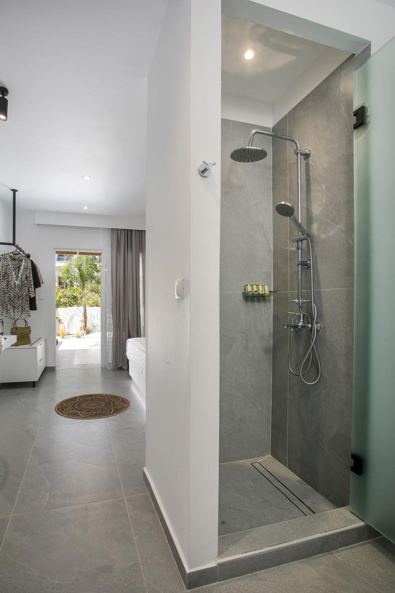 Calma Luxury Studios & Suites Фалираки Экстерьер фото