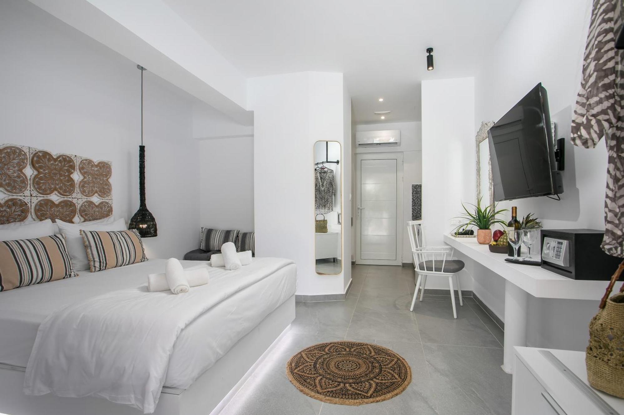 Calma Luxury Studios & Suites Фалираки Экстерьер фото