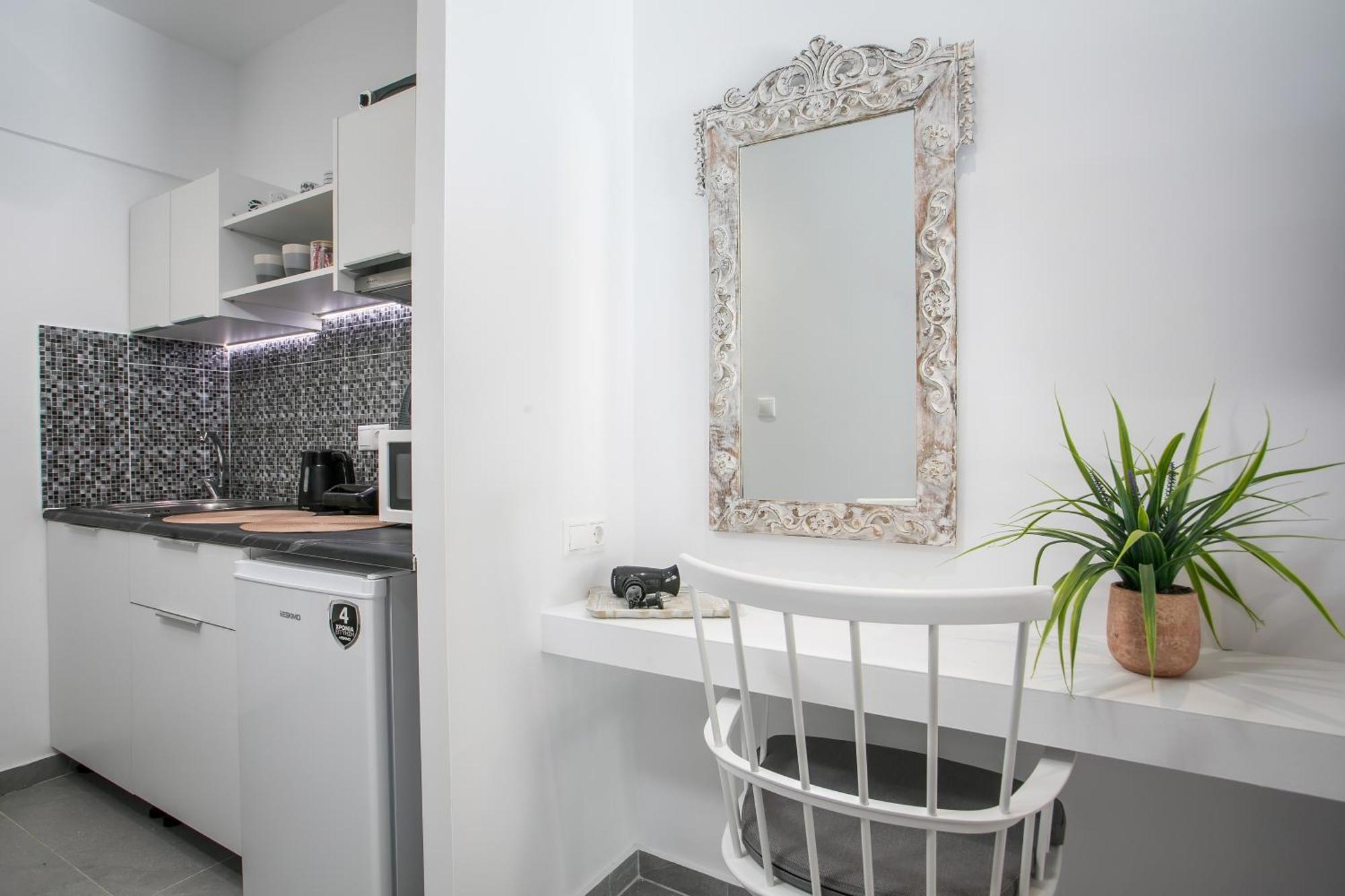 Calma Luxury Studios & Suites Фалираки Экстерьер фото